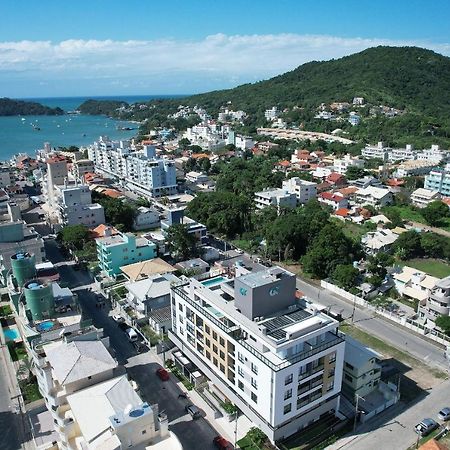 Adra 301 - Apartamento No Centro De Bombinhas - Rooftop Com Piscina E Academia - A Poucos Metros Da Praia - Екстериор снимка